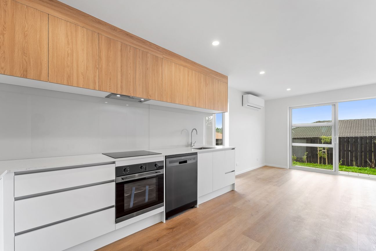 Move-In-Ready 3 Beds in Glen Eden - Pogled 3