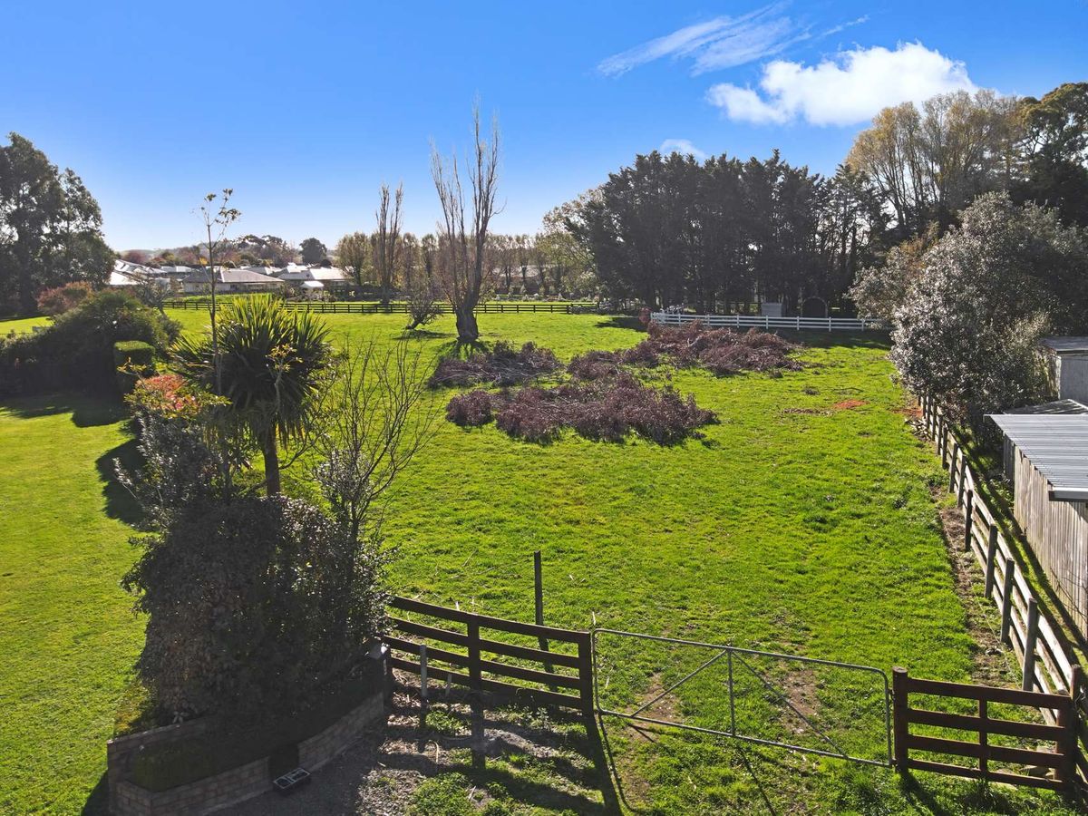 4067 m² flat land in Friendly Feilding - Więcej