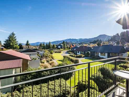 13/1 Rutherford Crescent, Hanmer Springs