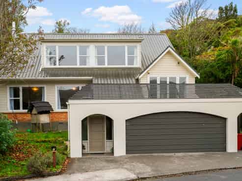 7 Astor Street, Karori