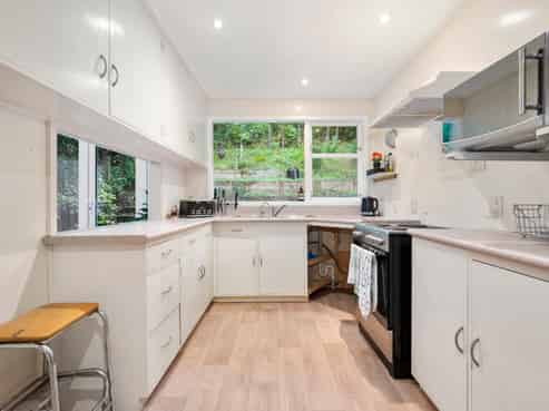 7 Astor Street, Karori