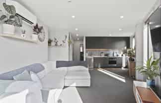 101/2 Launch Road, Hobsonville