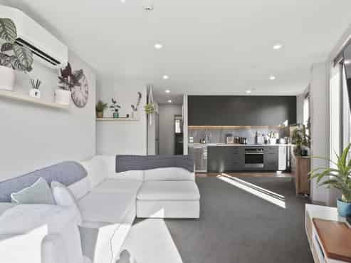 101/2 Launch Road, Hobsonville