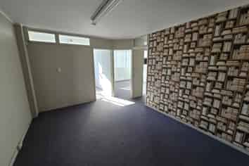 Versatile Office Space in a Connected Location