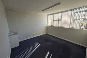 Versatile Office Space in a Connected Location
