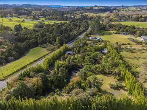 257 Pine Valley Road, Dairy Flat