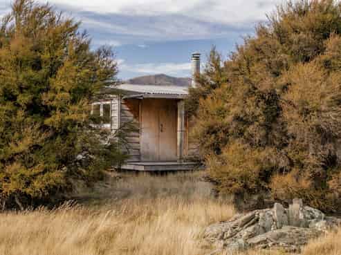 242 Pukerangi Drive, Wanaka