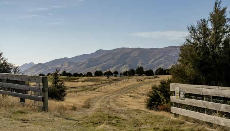 242 Pukerangi Drive, Wanaka