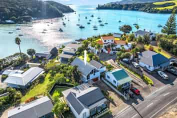 9A Beach Road, Mangonui