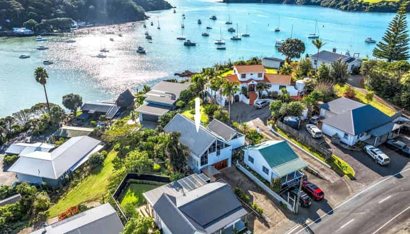9A Beach Road, Mangonui
