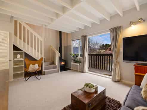 257 Fernhill Road, Fernhill/Sunshine Bay