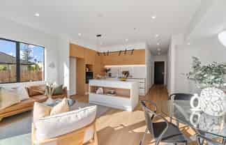 37F Corunna Road, Milford