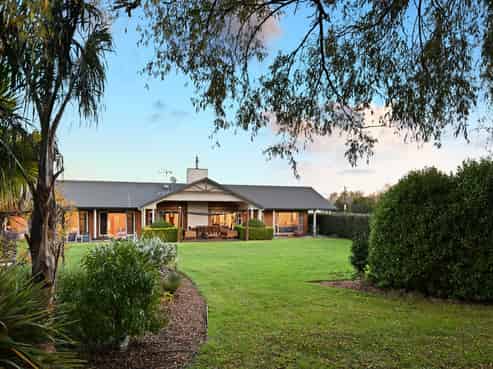 15 Lissette Road, Newstead