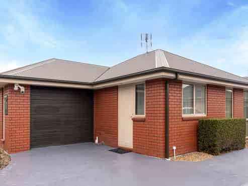 4F Railway Terrace, Templeton