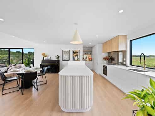 26 Washer Road, Omata