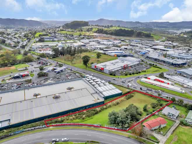 5,132sqm Industrial land - SH1 exposure - $210/sqm