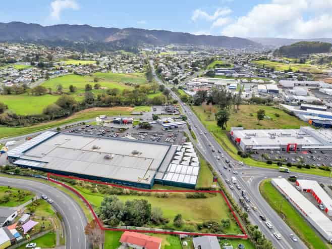 5,132sqm Industrial land - SH1 exposure - $210/sqm