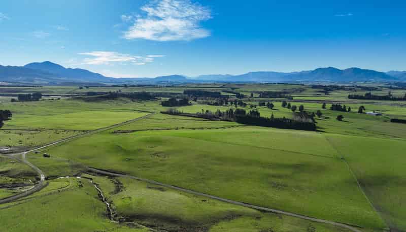 219 Dunrobin Valley Road, Dunrobin