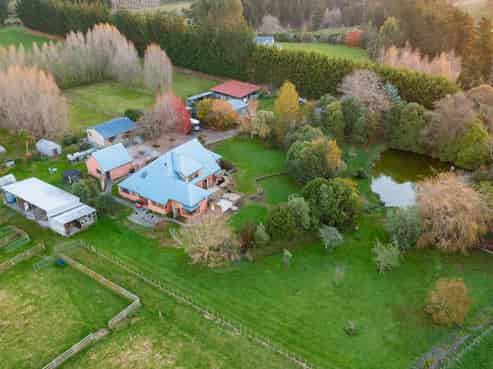 153 Halcombe Road, Feilding