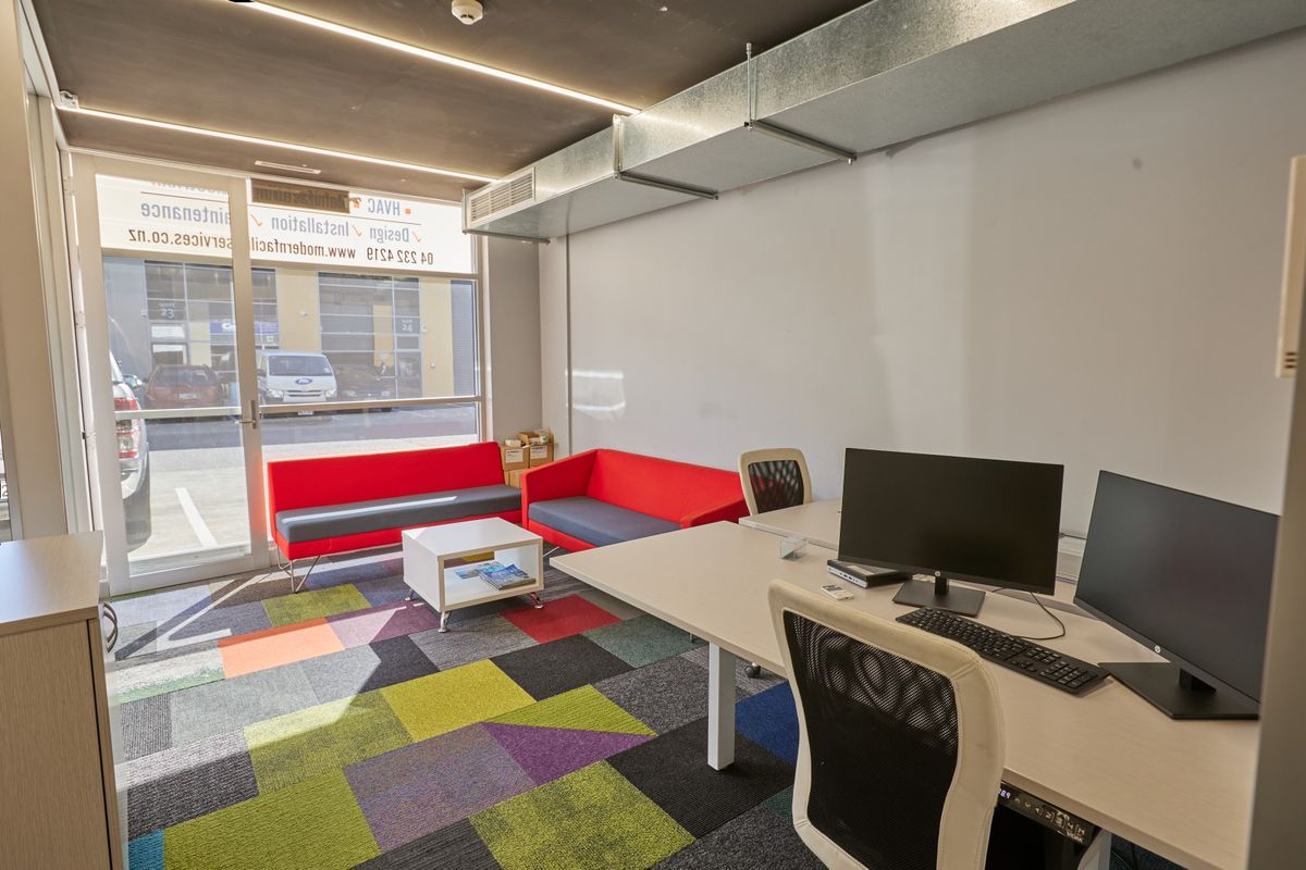 Quality office and warehouse in Grenada – pohled 5