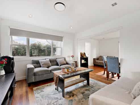 21 McLennan Road, Mount Wellington