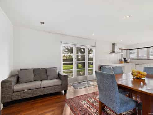 21 McLennan Road, Mount Wellington