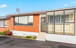 2/164 Blockhouse Bay Road, Avondale