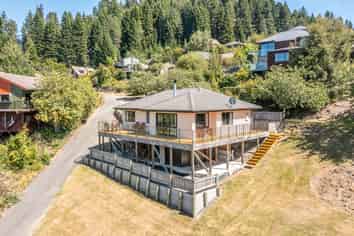 50 Alpine Avenue, Hanmer Springs