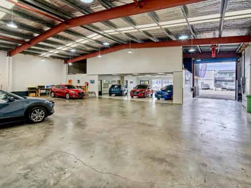 Prime location – pristine property