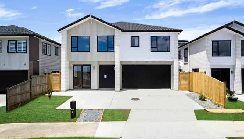 122 McQuoids Road, Flat Bush
