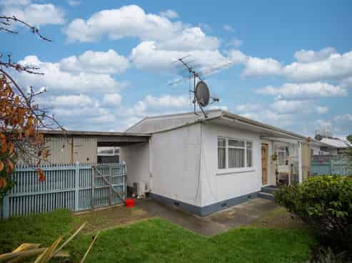 1/12 Golf Road, Tahunanui