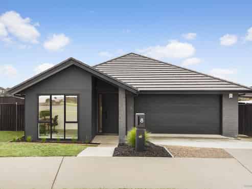 8 Omahuru Road, Glenbrook