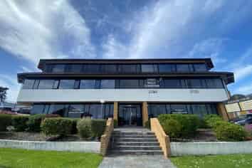 AFFORDABLE HIGHLAND PARK OFFICE
