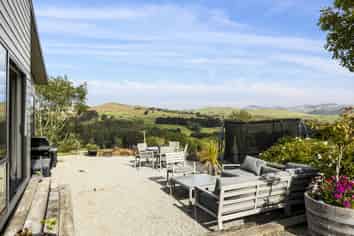61 Whites Road, Waikouaiti
