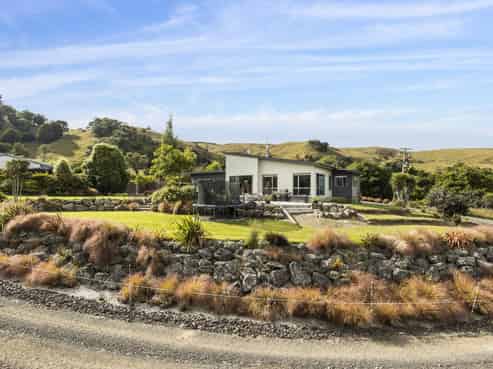 61 Whites Road, Waikouaiti
