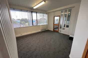 HIGHLAND PARK OFFICE SPACE
