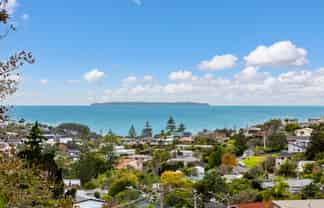 80 Matipo Road, Mairangi Bay