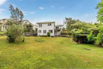 44 Handyside Street, Tawa