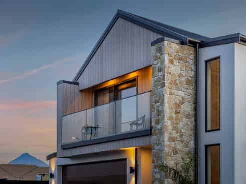 10 Eliot Street, New Plymouth