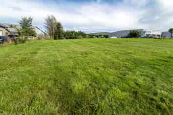 Freehold Industrial Land with Profile