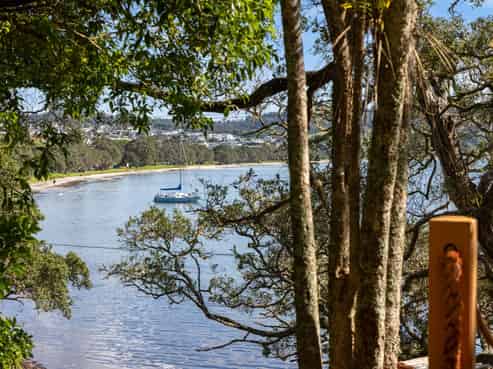 14 Woodlands Avenue, Snells Beach