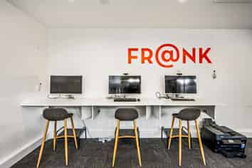 Vendor has vacated, this will be SOLD