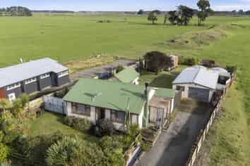 1103 State Highway 1, Himatangi