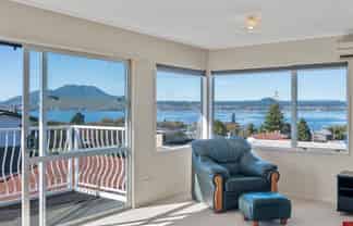 1/7 Reeves Road, Acacia Bay