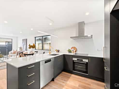 22 Palmer Crescent, Silverstream
