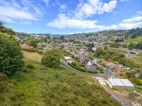 40 and 42 Waldron Crescent, Green Island