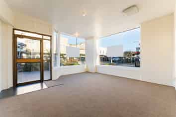 Motivated vendor, multi use investment, tenanted.