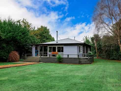 30 Marama Avenue North, Otatara