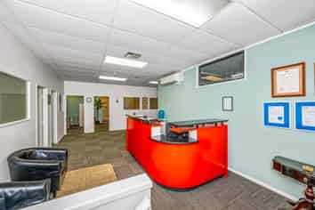 Affordable Cavendish Drive Unit - Occupiers Dream