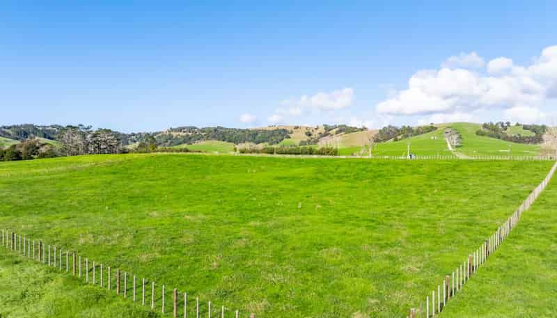 121 Meikle Road, Tomarata